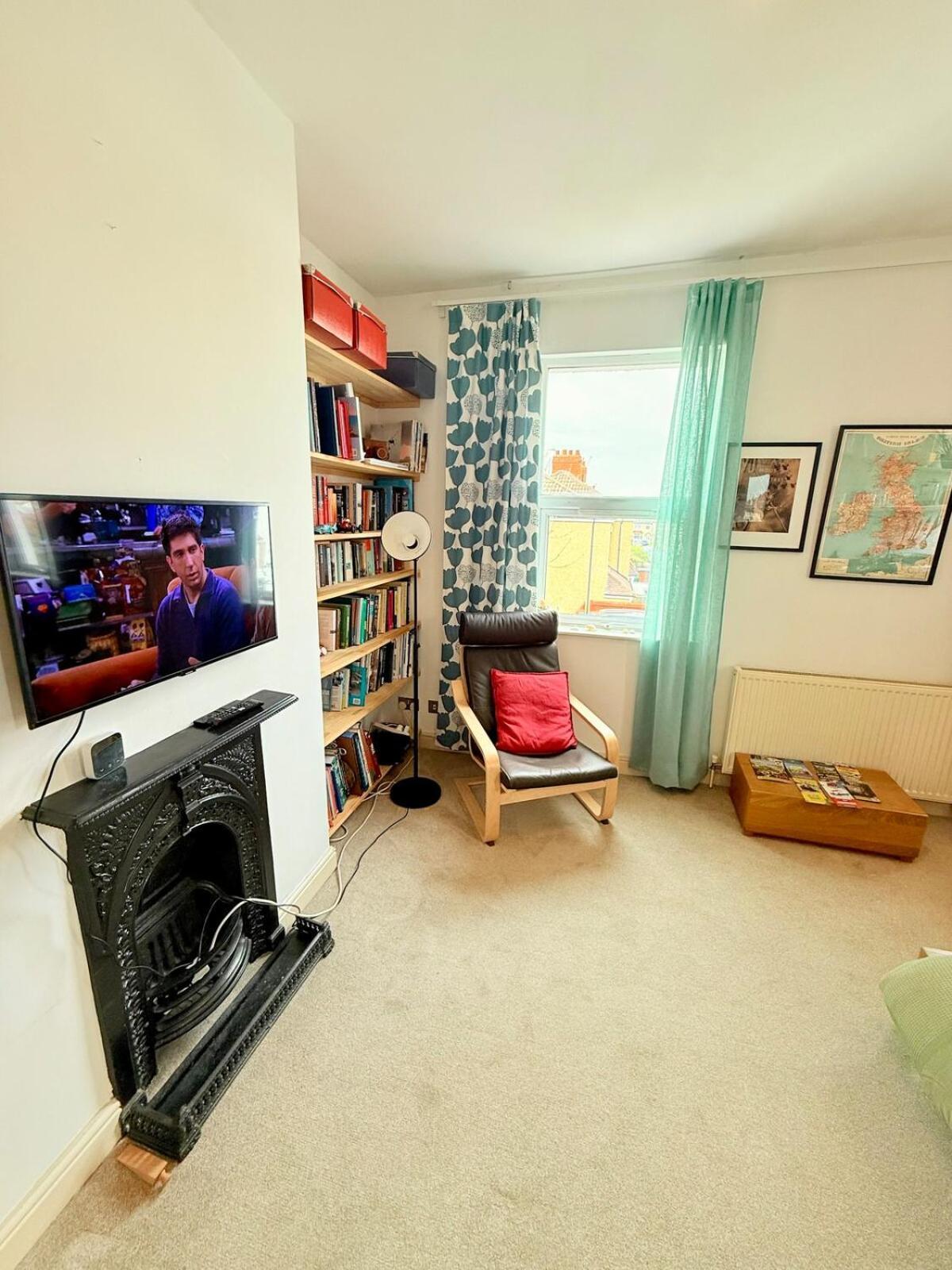St George Wheels & Wings Hideaway * Bristol